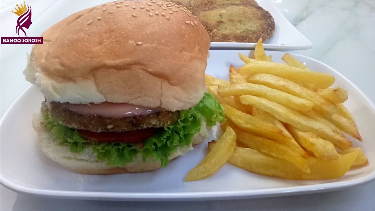 How To Make homemade burger/Tasty Hamburgerطرز تهیه برگرخانگی با گوشت مرغ/پختن برگر بشکل رستورانت