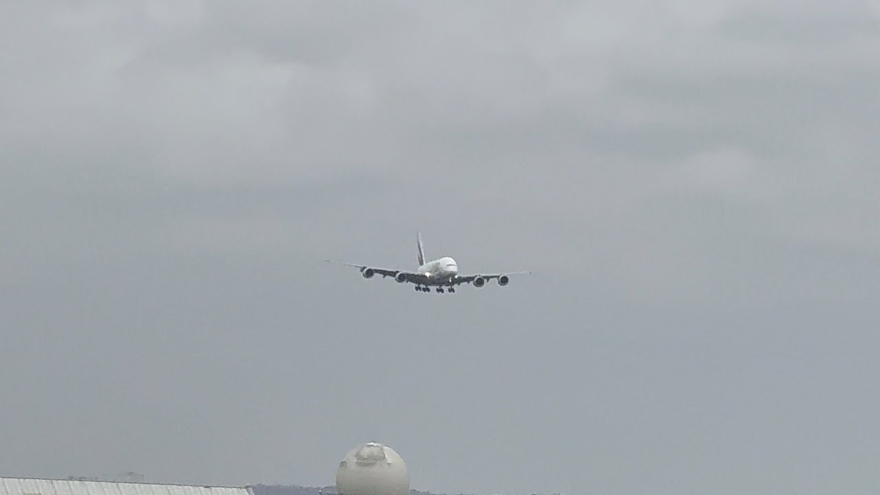 Emirates 🇦🇪 a380 arriving into Birmingham airport 20th February 2026