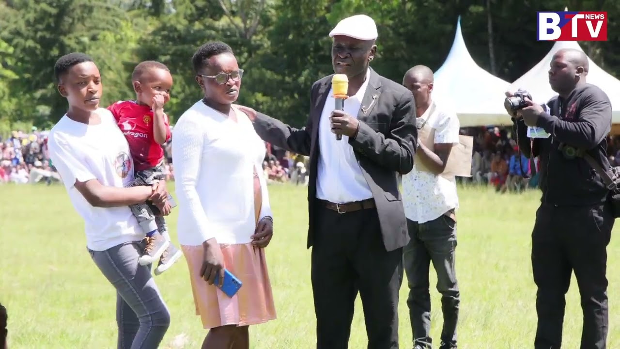 FAMILY OF LATE SOLOMON MANORY GIVE TRIBUTE DURING HIS FINAL SEND OFF IN CHEMANER