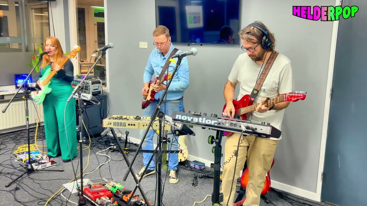 The Lost Noise - Beautiful Mistake Live bij Helderpop
