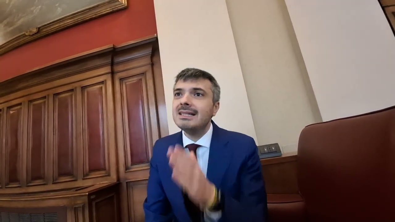 Il gioco dei pacchi extra-Ue, intervista ad Andrea Casu