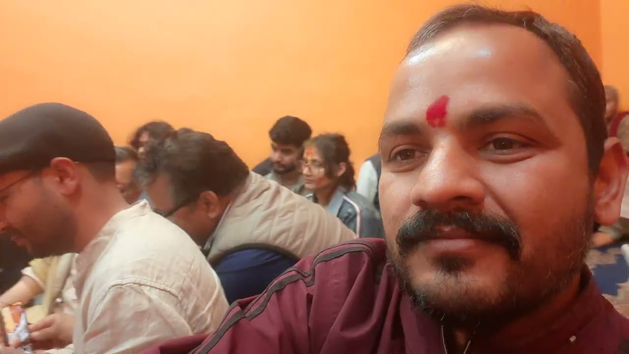 बैठक होली, गायक श्री #गौरव बिष्ट जी । #श्रीस्मिततिवारी जी।  होली खेलत मोसे नही रे ,का कहूँ ननदिया  