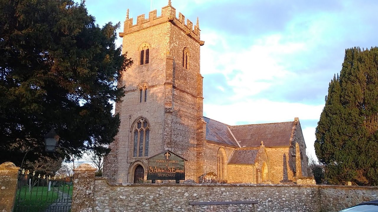 St Aldheim & St Eadburga’s church, Broadway - Iglesia de San Aldheim y San Eadburga, ViaAncha.