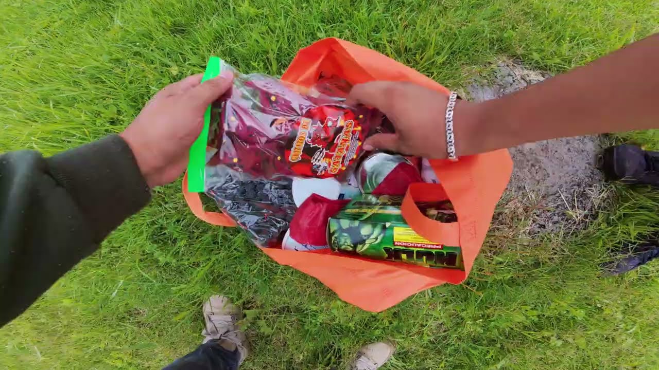 Tronando Cuetes 🔥 Explotando Botes (R15, Diablos, Hulks y mas 🧨)