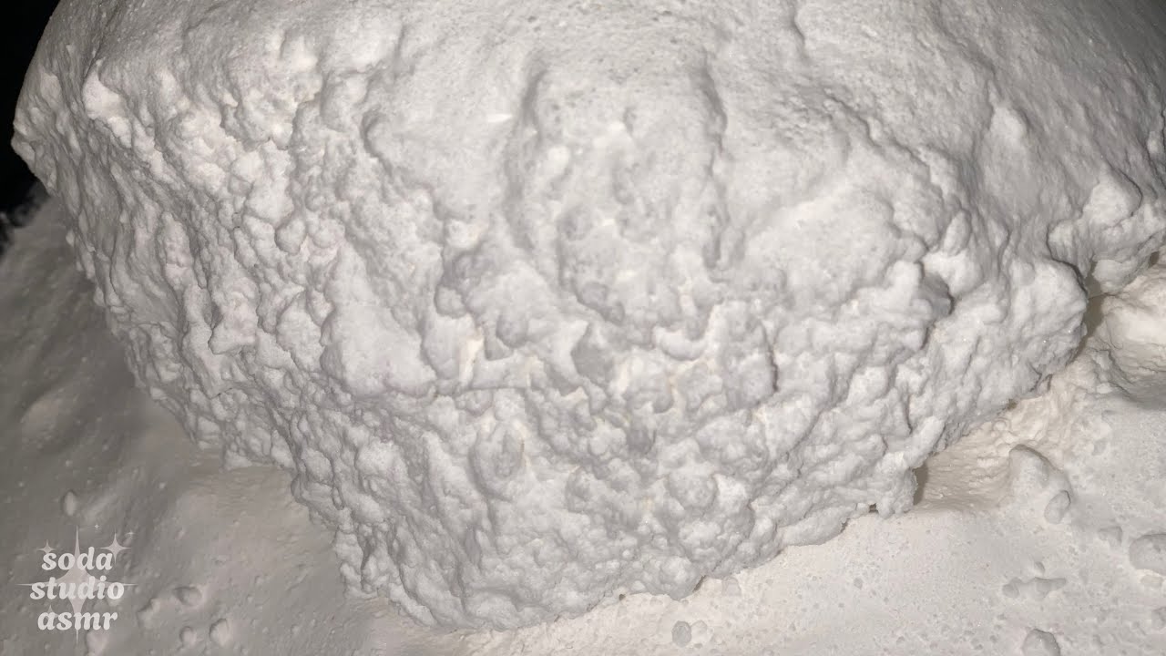 crunchy baking soda crush 🤍 #bakingsodaasmr