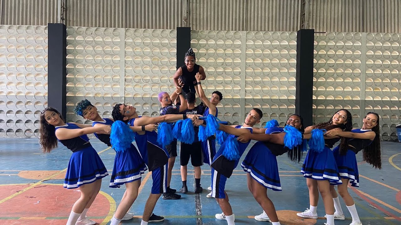 Apresentação de Líderes de Torcida da Equipe FURACÃO 💙🌪️⚡