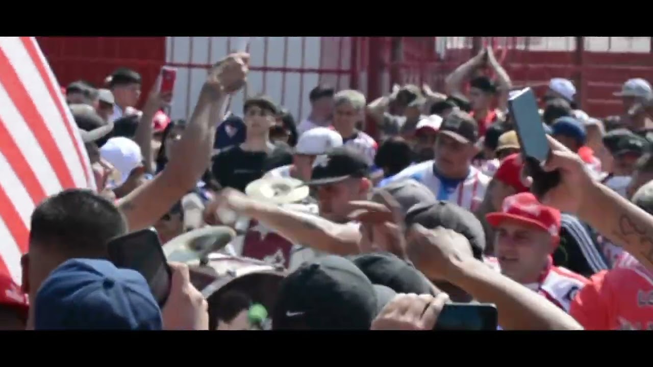 Esta Banda Es De Primera - La Hinchada De Los Andes