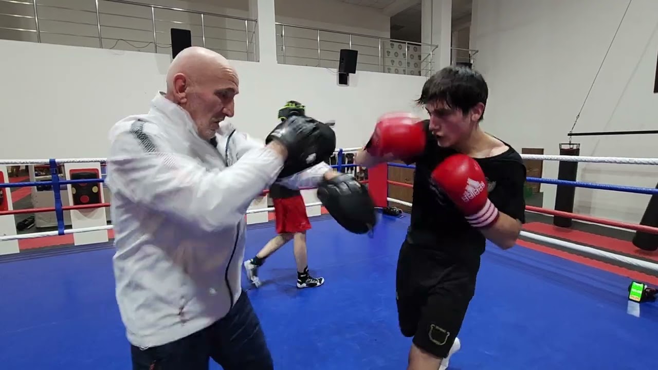 Отец и Сын Вахит Магомадов Асхаб Магомадов💪Чечня Грозный Шали Бокс👊👊
