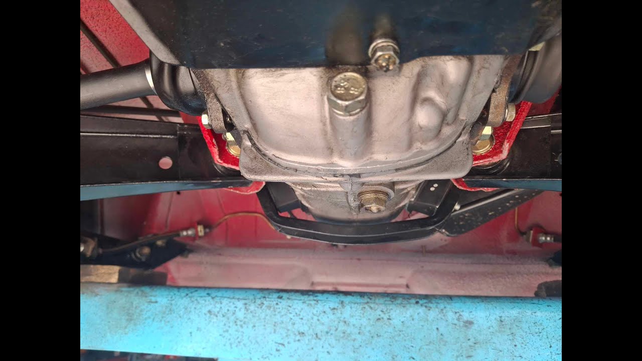 Fiat 500,  Polski Fiat 126 váltótartó bak javítása, akár otthon. https://www.ricker.hu/