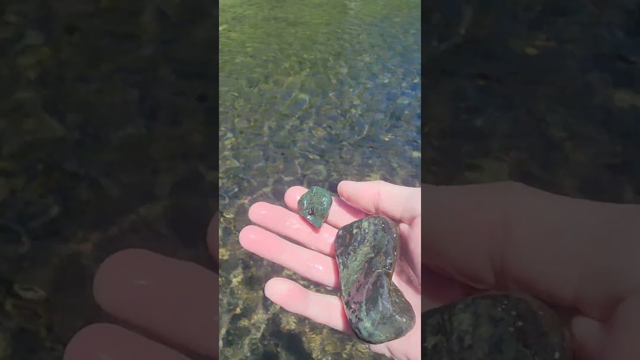 Oregon Jade 💎 in the river!!! 