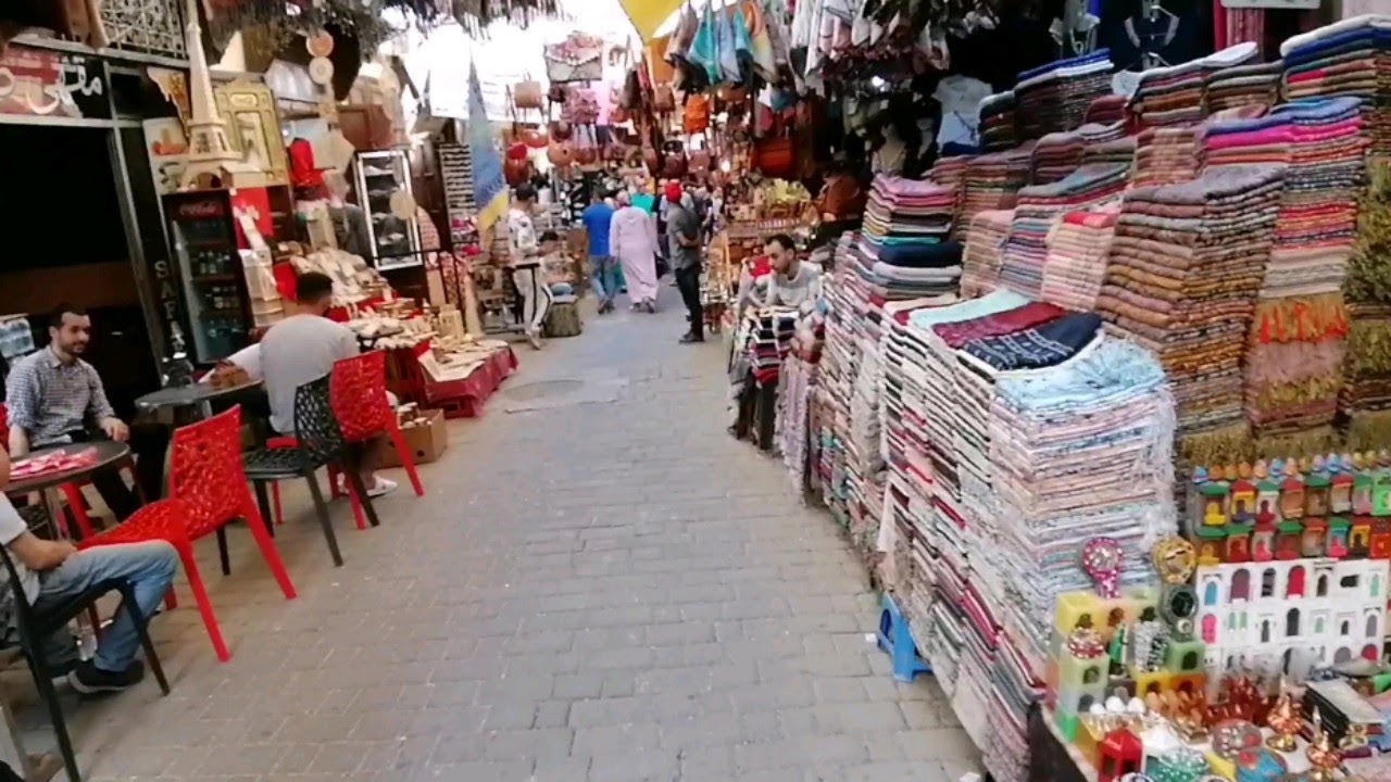 جولة في المدينة العتيقة لفاس باب بوجلود الطالعة القرويين