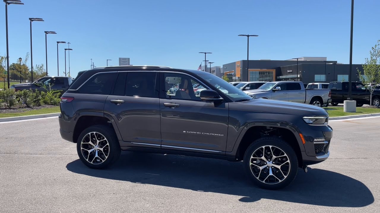 2023 Jeep Grand_Cherokee Overland Park, Lenexa, Shawnee Mission, Olathe KS, Kansas City, MO J230106