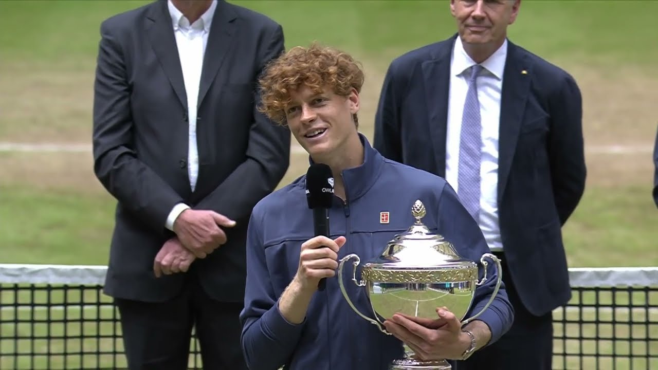 Siegerehrung Jannik Sinner und Hubi Hurkacz | Terra Wortmann Open 2024