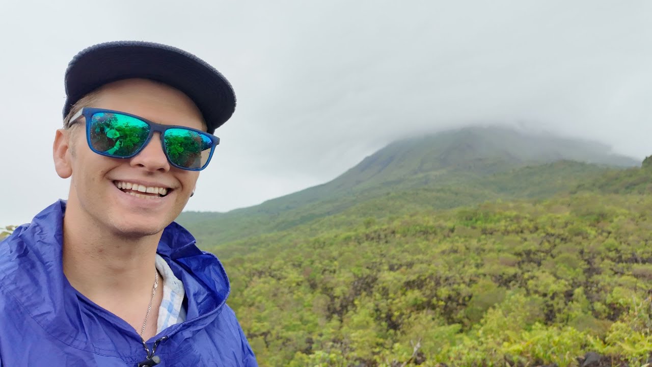 Self-Guided Tour of La Fortuna: Arenal Volcano, Waterfalls, and Hot Springs