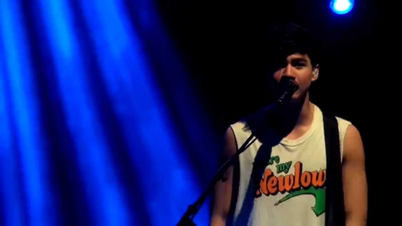 5SOS - Amnesia (Chicago)