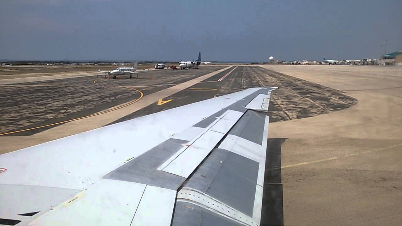 Amazing Insel Air MD82 Takeoff Aruba