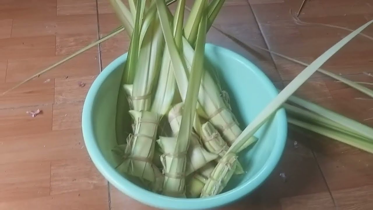Cara membuat lepet dari daun kelapa kenyal pulen dan awet