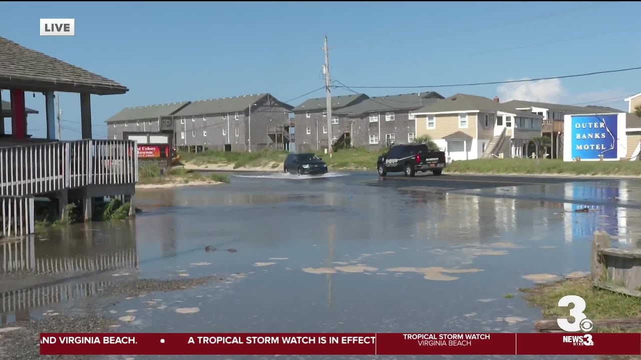 Hatteras, Ocracoke Islands continue evacuating as Hurricane Erin moves north