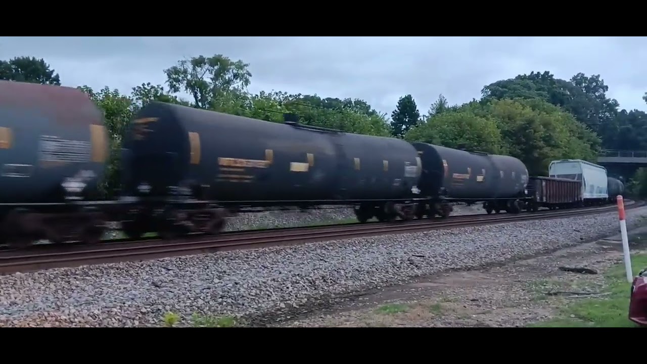 NS 153 with Union Pacific 6173 AC44CW and NS 4393 AC44C6M