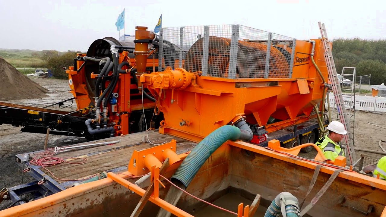 Doppstadt SM 620 (Racoon) & Sand Trap - Sand Recovery with Dewatering