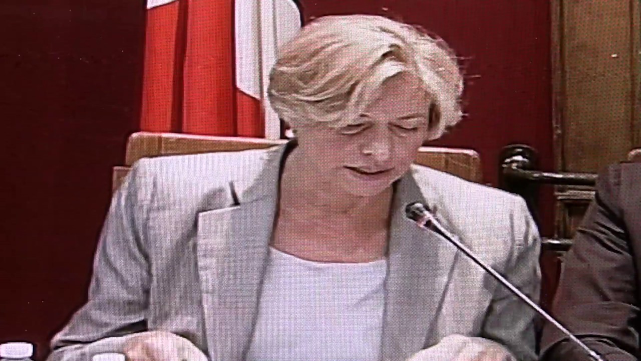 Libia, Pinotti: &ldquo;Interverremo in acque libiche, se scafisti sparano, risponderemo&rdquo;