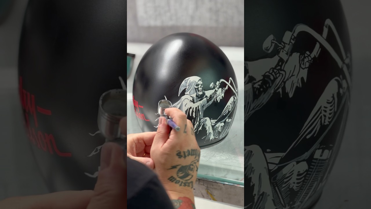 ☠️🔥 #aerografia #painting #custom #helmet #helmets #oldschool #capacete #custompaint #desenho #art
