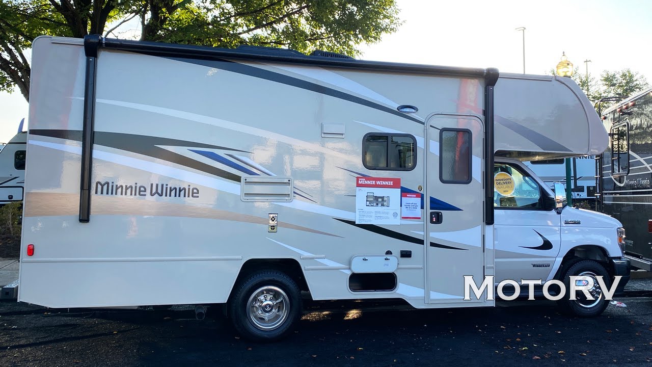 2022 Winnebago Minnie Winnie 22M Class C RV on Ford E-450 Super Duty Chassis
