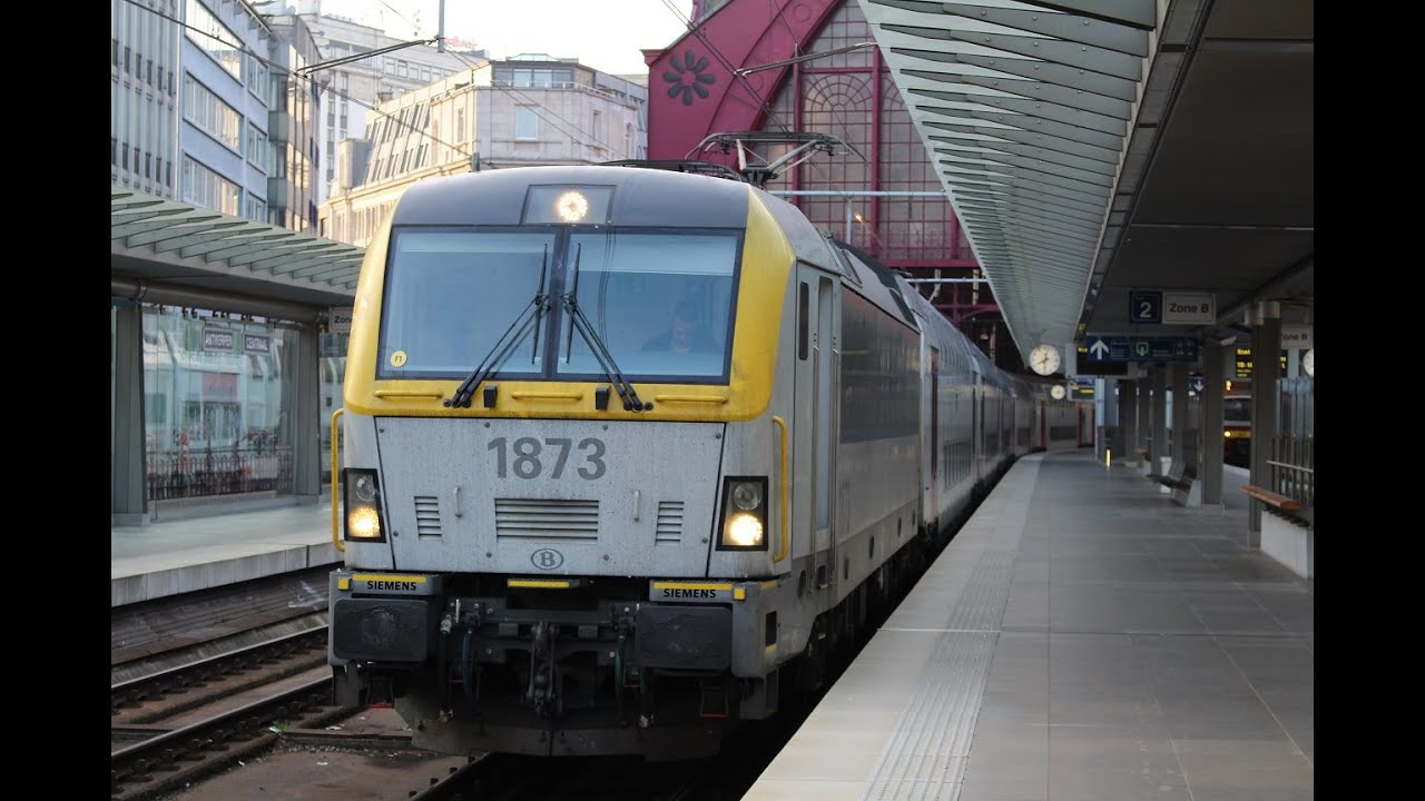 Treinen op Antwerpen Centraal Station / Züge am Antwerpener Hbf