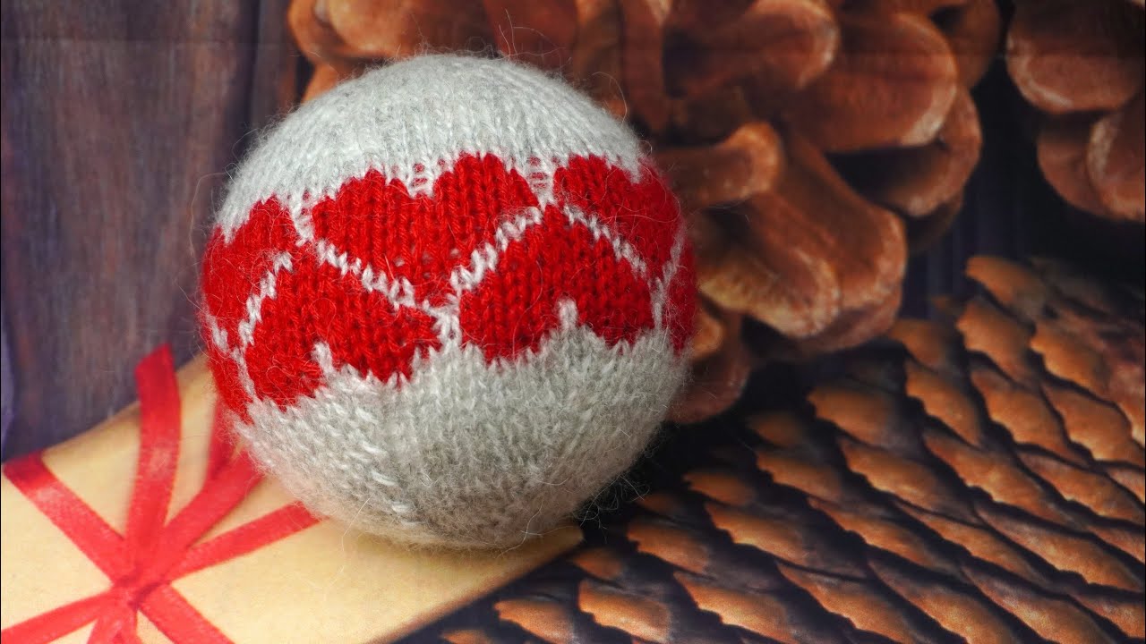 BOLA DE NAVIDAD REALIZADA CON DOS AGUJAS