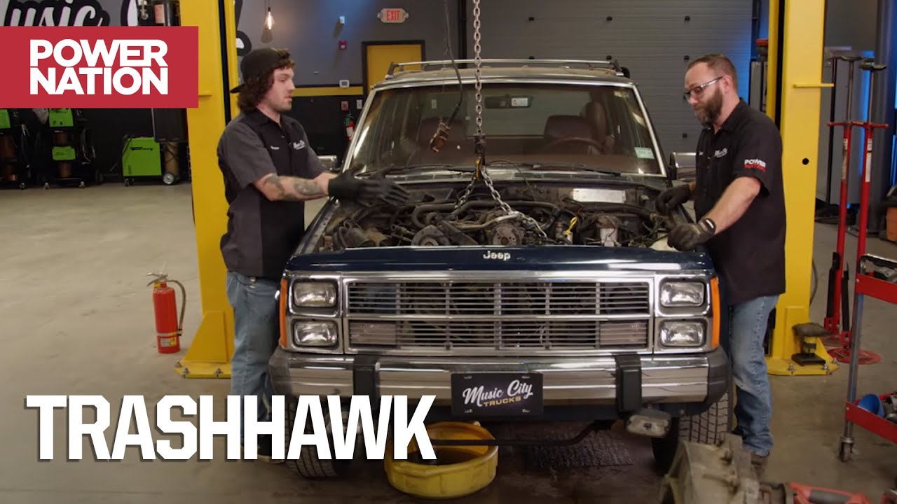 Poniendo la potencia de TrackHawk en una Jeep Wagoneer de 1986