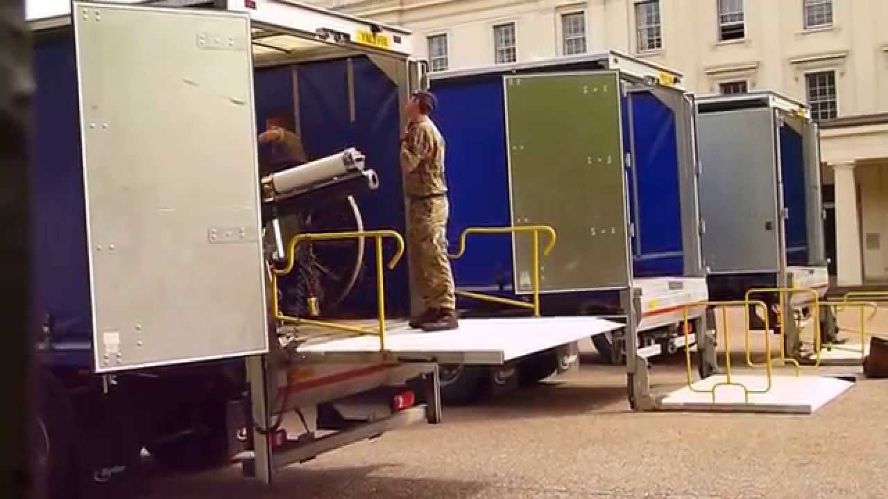 King's Troop. Wellington Barracks