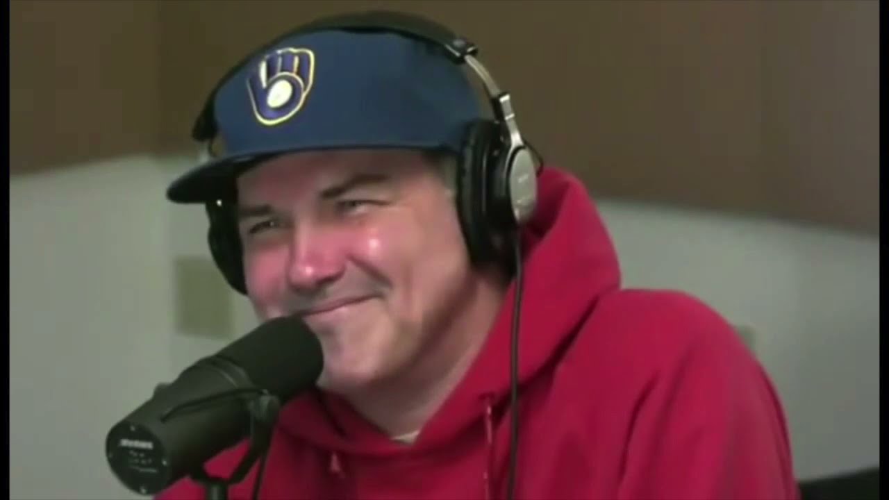 Laughing vs Smiling in comedy – Norm Macdonald