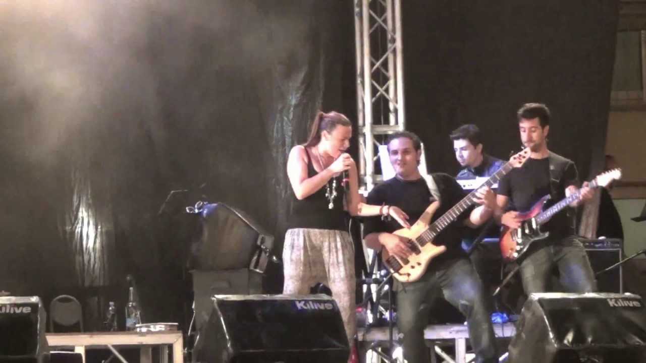 You shook me all night long - Roberta Bonanno (Pozzilli, 26 luglio 2012)