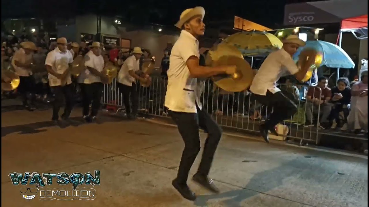 DESFILE 9 DE NOV SANTIAGO BANDA INDEPENDIENTE NACIONAL VERAGUAS 2022