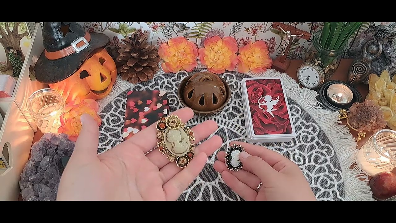 💥❤️💥Sto vam to ocajno zeli reci?! Rijeci,misli,emocije!🥀🔮Tarot citanje🔮