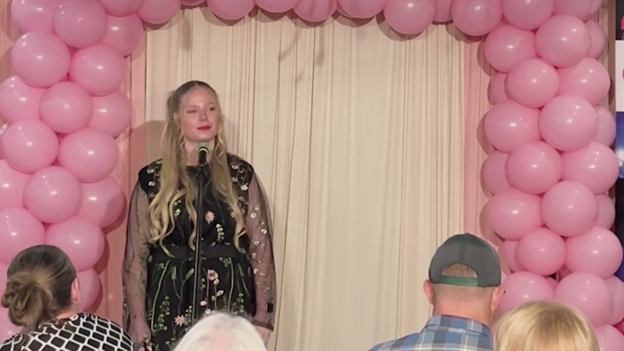 Candi McElveen performs 