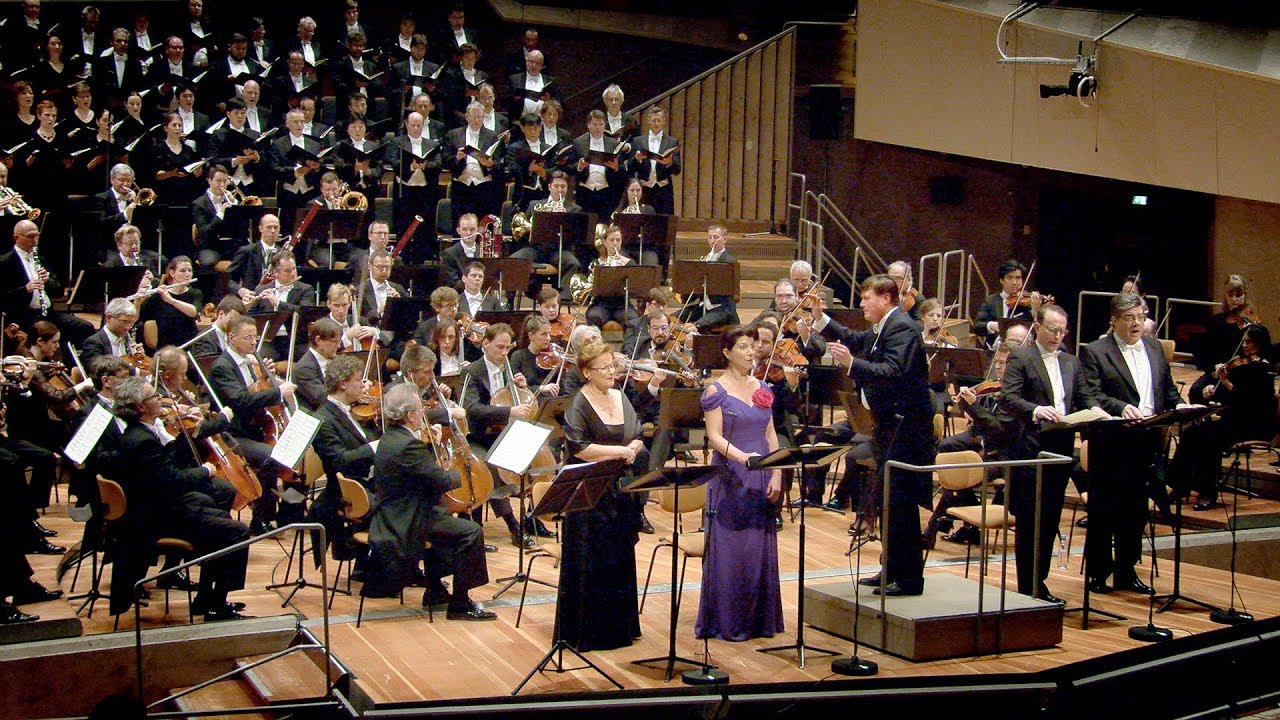 Beethoven: Missa solemnis / Thielemann &middot; Berliner Philharmoniker &middot; Rundfunkchor Berlin