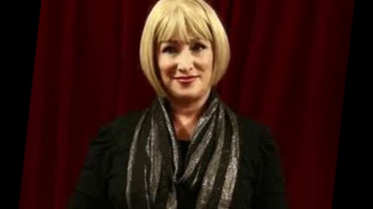 Nesrin KÖRÜKÇÜ-Her Şeyi Unutup Yeniden Sevmeye (MUHAYYER KÜRDİ)R.G.