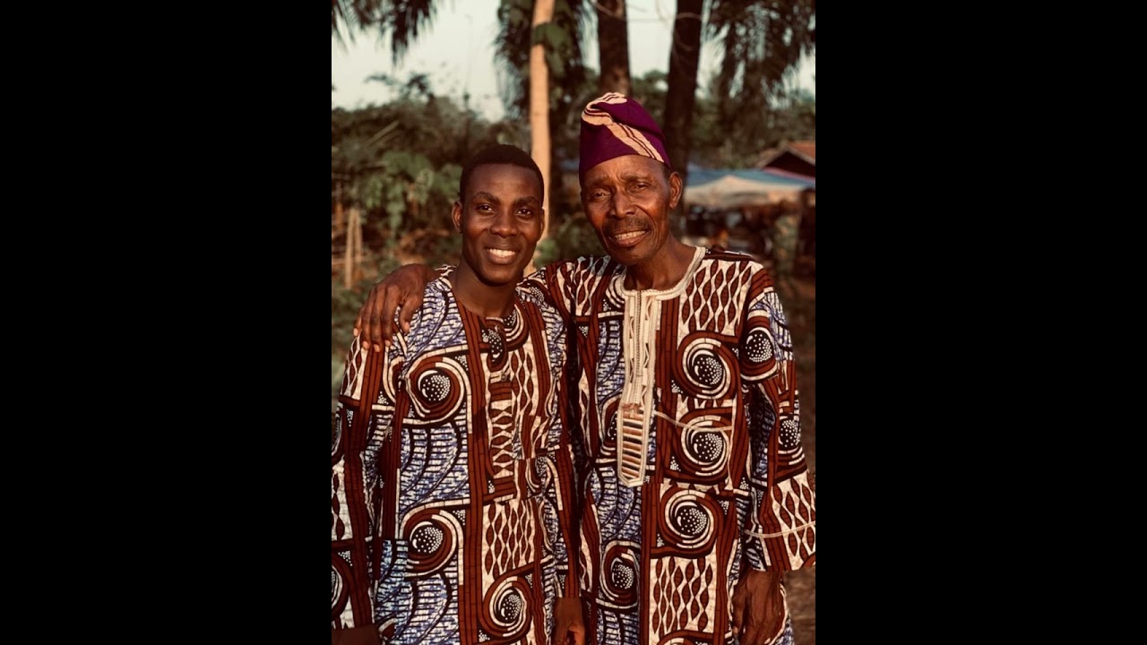 Live 4 de Jean j’ai peur  â Mongba lors de l’enterrement du Papa de ZANNOU Mahougnon Marc