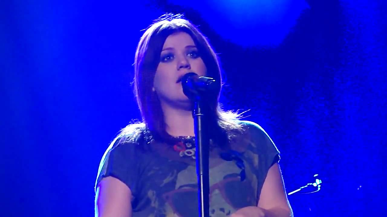 Kelly Clarkson - Sober - Columbus, GA - 12/11/09 - Live