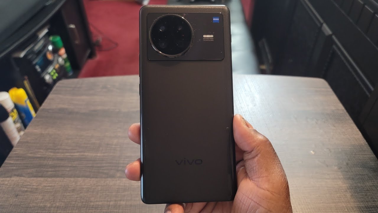 The Vivo X-Note in 2025 ( This Device is still a Beast ! )