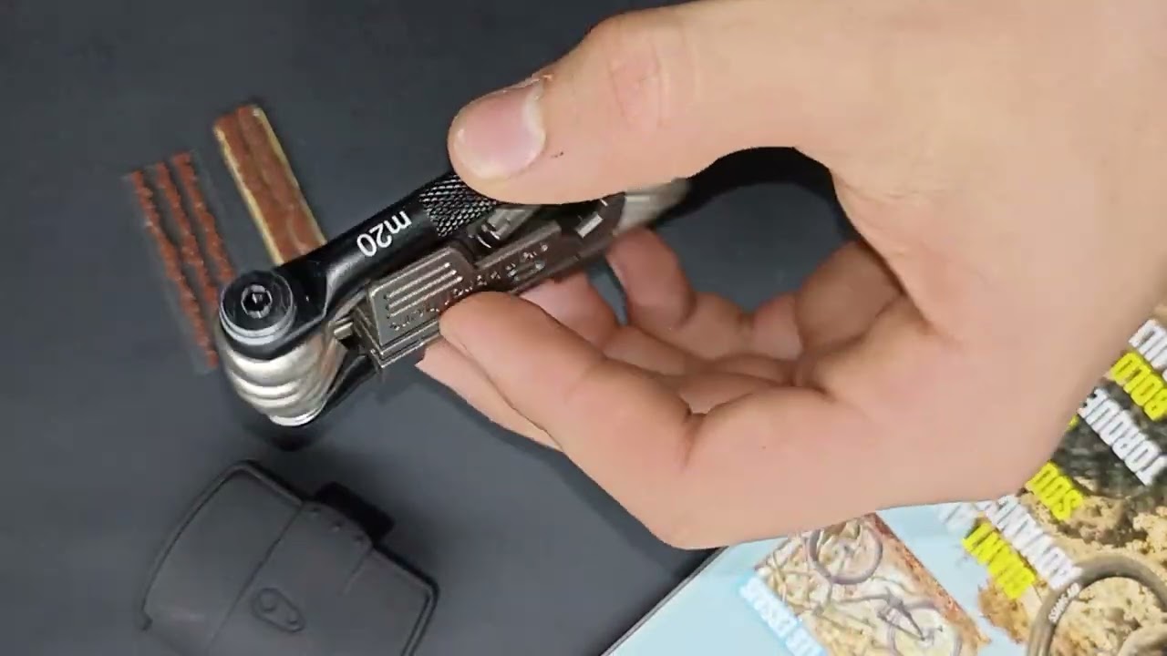 Présentation du Multi-Outils CRANKBROTHERS M20