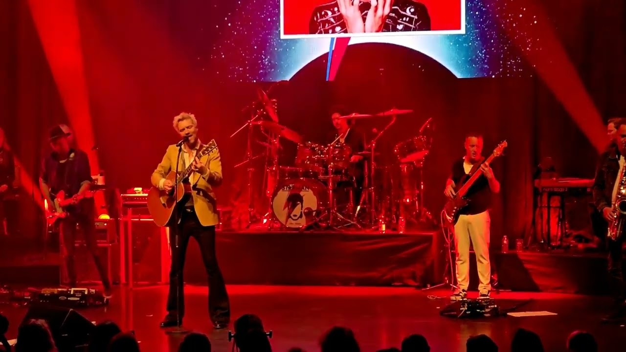 Starman tribute band 10 januari 2026 DeLaMar theater Amsterdam