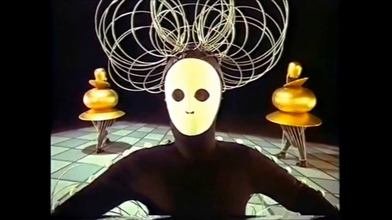 Oskar Schlemmer - Das triadische Ballett