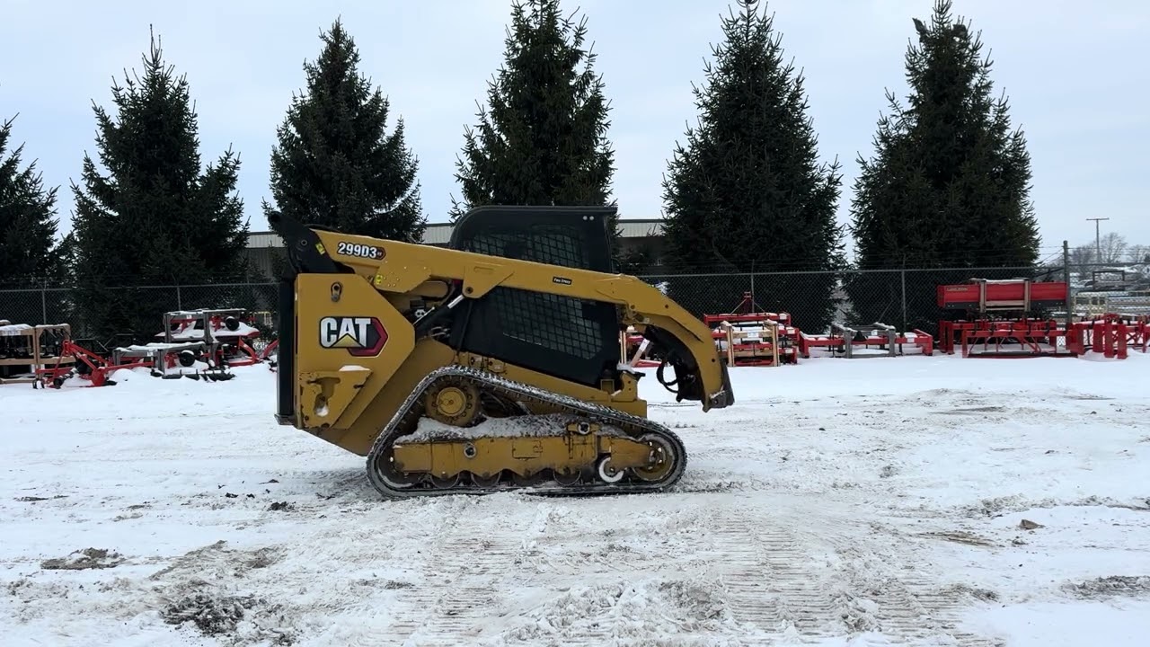 Lot 102: 2023 Caterpillar 299D3XE Skid Steer