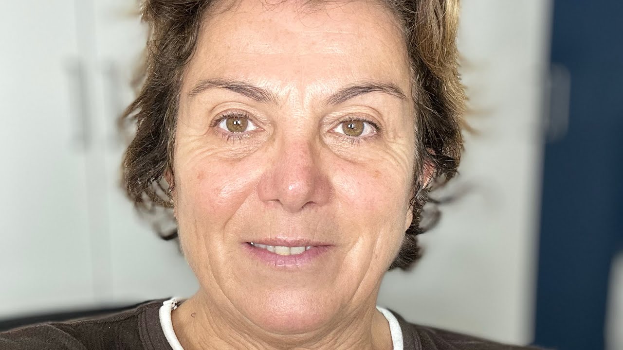 Menopausa e Pelle Radiosa: La Mia Trasformazione Olistica in 1 Mese! (Dieta, Sport & Skincare)