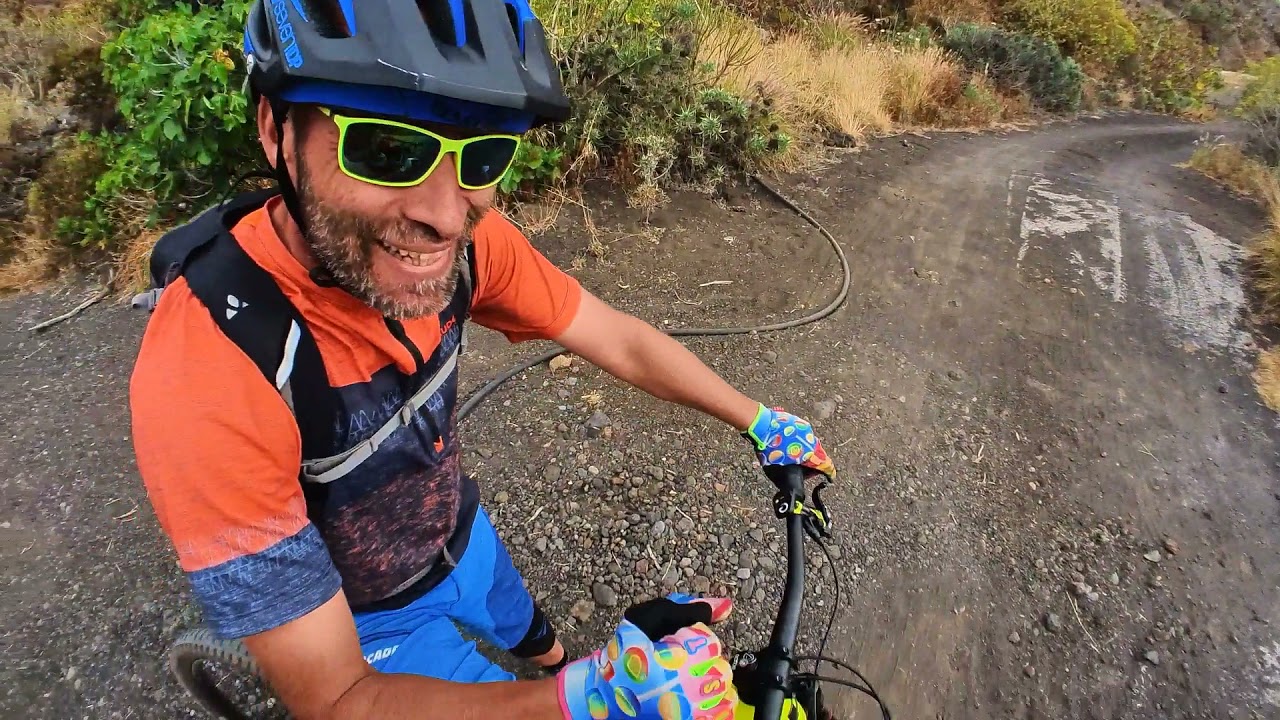 Vom Bachbett in die Strandbar Puerto Naos - Enduro La Palma mit Atlantic Cycling