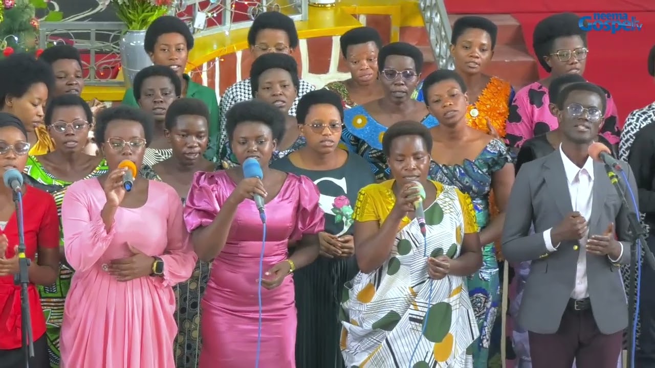 Mtakatifu//Chorale TERAMIRUBUGINGO//Eglise Pentecote de Kinama