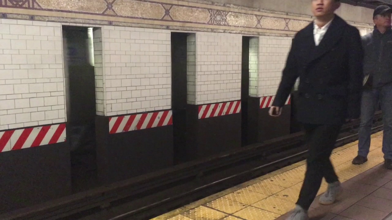 NYC Subway: R188 Bypassing Dekalb Ave