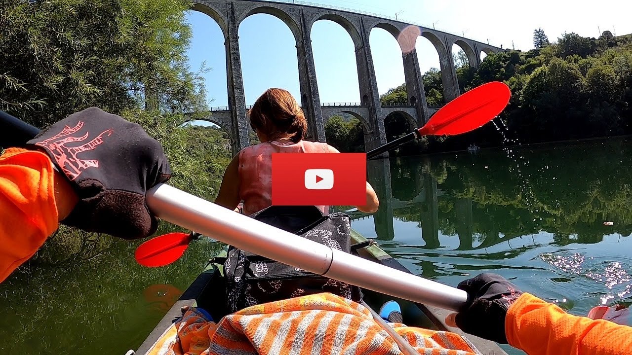 Vues sous-marines, serpent, brochet en Kayak Bornéo et passage sous le Viaduc de Cize Bolozon